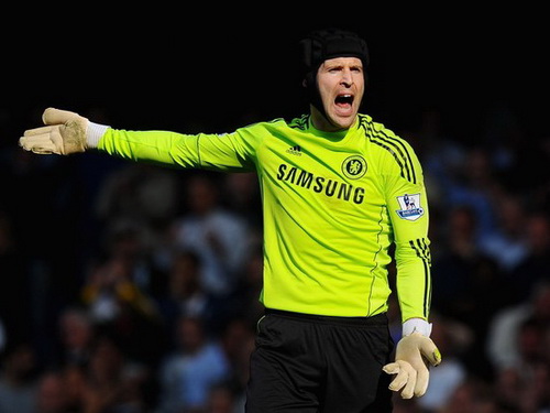 Tiết lộ động trời: Villas-Boas từng muốn đẩy Petr Cech ra đường!