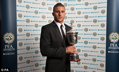 Kyle Walker bất ngờ giật giải Cầu thủ trẻ xuất sắc nhất nước Anh