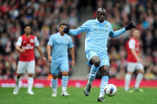 Man Utd sẽ không đời nào mua cầu thủ như Balotelli