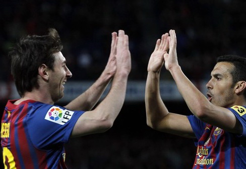 Chiến thắng huỷ diệt có vài nét lạ của Barcelona