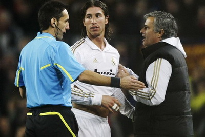 Real Madrid sẽ lại “tẩy thẻ”?