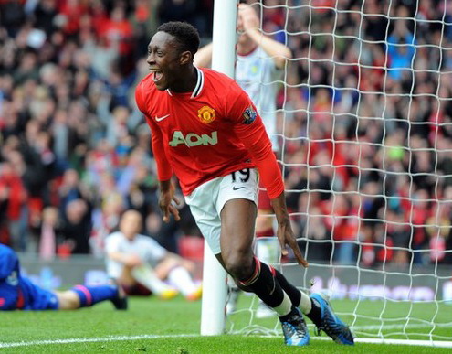 Welbeck bình an vô sự: Roy Hodgson vui mừng, Sir Alex chưa thể yên tâm