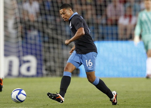 Oxlade-Chamberlain và giấc mơ tiếp bước Xavi, Iniesta