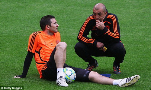 Bayern có lợi thế nhưng cũng đầy áp lực