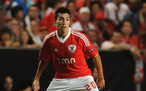 M.U gây sốc với kế hoạch rải bom tiền