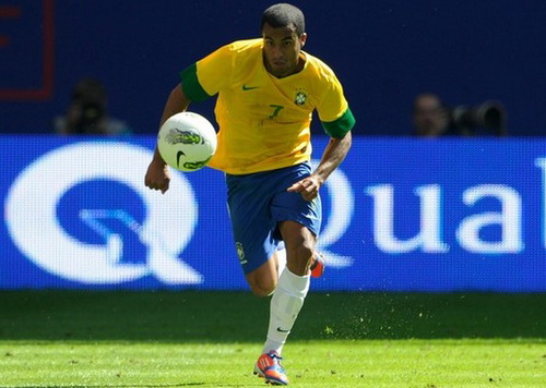 Man Utd quay trở lại với thương vụ Lucas Moura