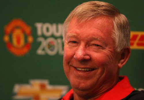 Sir Alex vẫn lo ngại về vị trí trung vệ của Man Utd