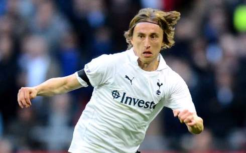 Man Utd quay trở lại thương vụ Luka Modric