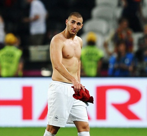 Benzema: Từ thất bại EURO đến thách thức Gonzalo