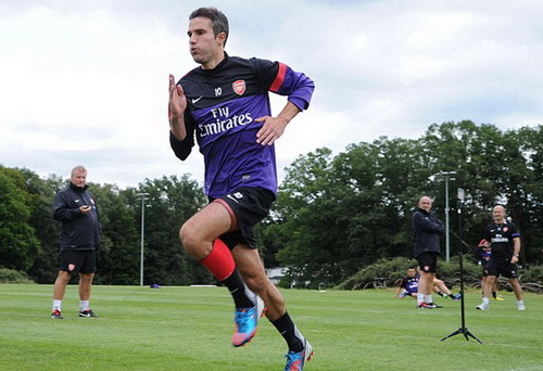 M.U bế tắc trên thị trường chuyển nhượng: Tiền ít, chỉ biết cúi đầu?