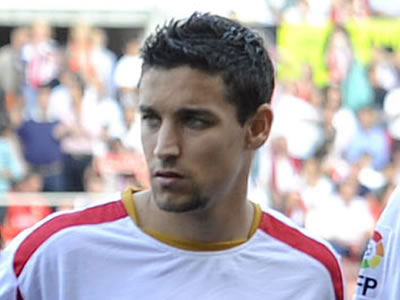 Arsenal gấp rút chiêu mộ Jesus Navas