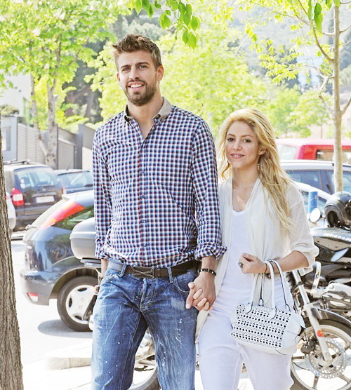 Shakira & Pique sắp đón tiểu hoàng tử