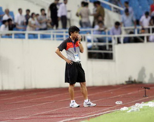 ĐT Việt Nam tiếp tục thử nghiệm ở trận giao hữu với Indonesia