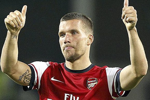 Arsene Wenger hi vọng Podolski sẽ trở thành Robert Pires thứ 2