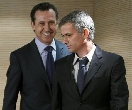 Ai đứng đằng sau những bí mật bị rò rỉ từ nội bộ Real?