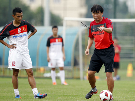 “Thuyền trưởng” Phan Thanh Hùng hài lòng về ĐT Việt Nam