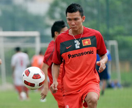 Đội tuyển Việt Nam lên đường đi du đấu: Không có Việt Cường