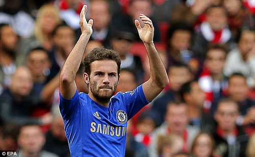 Cú đúp của người hùng Juan Mata