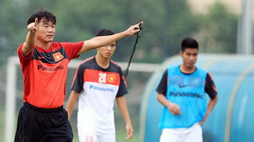 ĐT Việt Nam Gian nan thử sức… ông Hùng