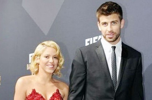 Shakira dưỡng thai bằng Yoga