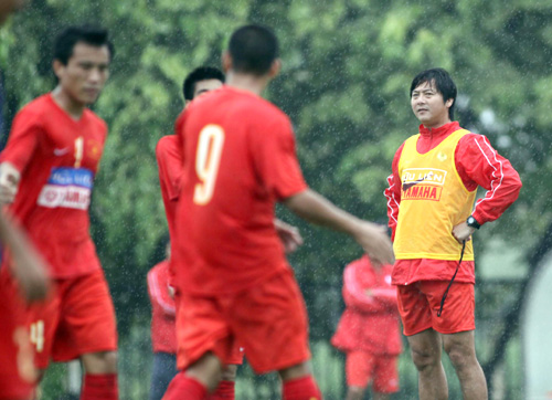 HLV Lê Huỳnh Đức từ chối lên đội tuyển Việt Nam