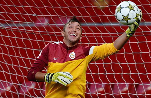 Chấp nhận chi đến 17 triệu Euro, Barca vẫn bị từ chối thẳng thừng trong thương vụ Muslera