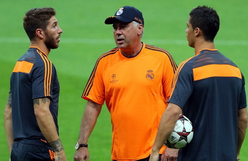 Sergio Ramos sẽ ngồi xơi nước dài ngày?