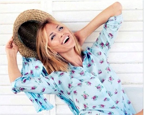 Ngắm hậu phương vững chắc của Sanchez