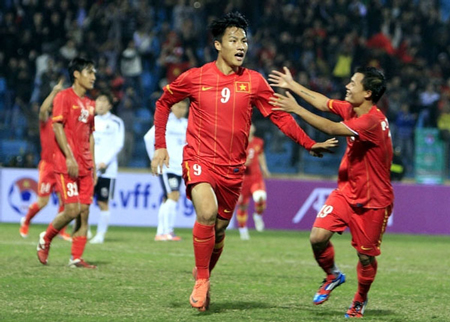 Tiền đạo Mạc Hồng Quân gắn bó với Thanh Hóa