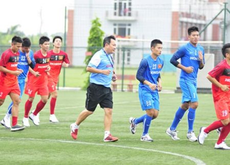 Những thử nghiệm của HLV Hoàng Văn Phúc