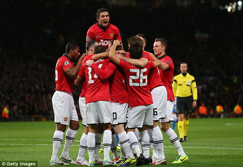 Nghịch lý: Càng thua, Man Utd càng được yêu