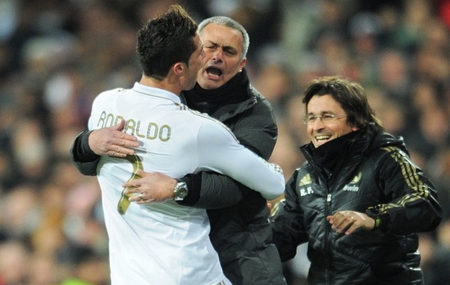 Jose Mourinho bất ngờ tâng bốc Ronaldo
