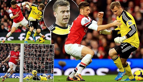 Arsenal chiến thắng nhờ thủ thành đối phương ... bán độ