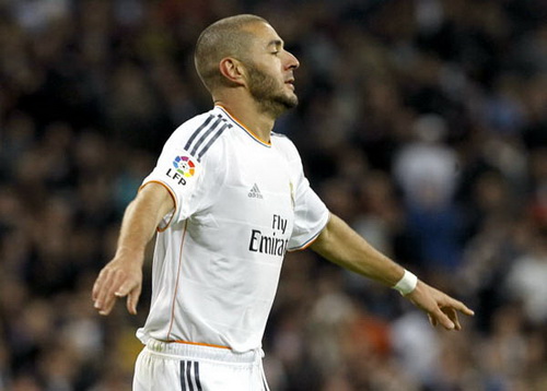 Giroud cô độc, Arsenal sẽ nỗ lực đem về Karim Benzema