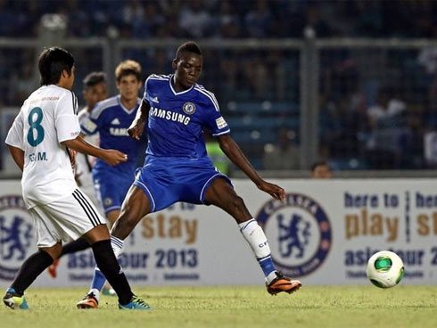 Chelsea lại tuyển mộ lúa non