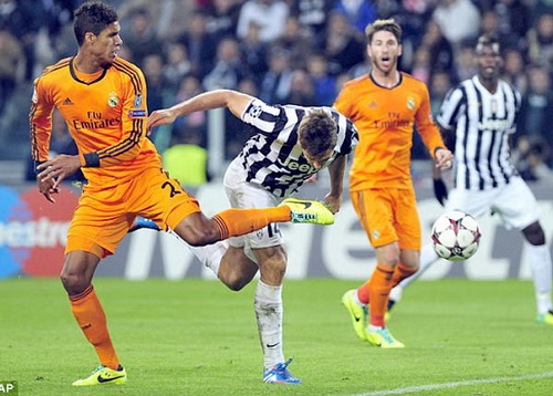 Hàng thủ Real: Đã tìm ra công thức tốt nhất?