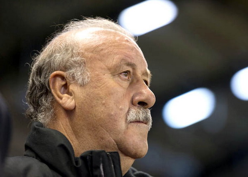 Del Bosque dẫn dắt tuyển Tây Ban Nha đến năm 2016: Đế chế của Ngài râu kẽm