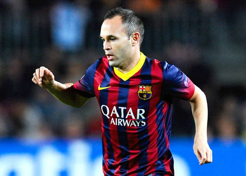 Iniesta bị thay ra liên tục, Man United đánh tiếng