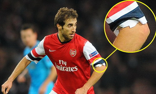 Tay áo của Flamini, mái tóc của Redondo và những án cấm kỳ dị trong bóng đá