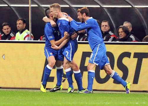 Italy hòa Đức: Tệ đủ đường, người Ý vẫn sống sót