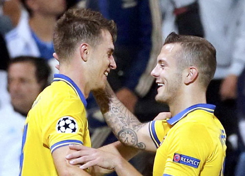 Arsenal: Ramsey - Wilshere gợi nhớ đến Iniesta - Xavi