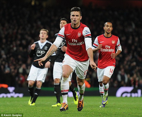 Oliver Giroud lập cú đúp, Arsenal giải mã thành công hiện tượng Southampton