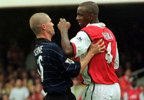 Roy Keane và Patrick Vieira: Những ngọn lửa của đại chiến Man United - Arsenal