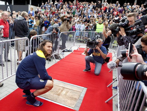 Ibrahimovic được đưa vào từ điển và tem của Thụy Điển