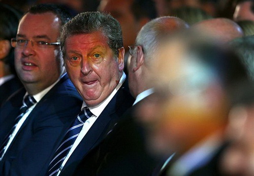Roy Hodgson xây xẩm mặt mày trước kết quả bốc thăm
