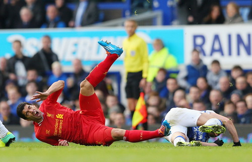 Liverpool: Từ bộ đôi hoàn hảo SAS đến tín hiệu SOS