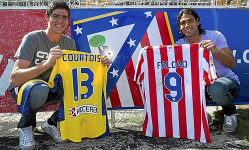 Chelsea quyết tâm thí thủ môn trẻ Courtois để mua được Radamel Falcao