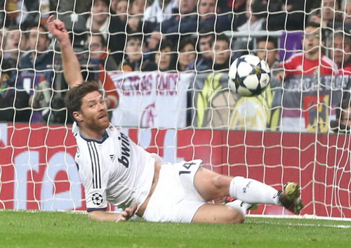 Không Alonso, Real sống sao qua giông bão?