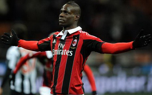2h45 ngày 16/2, AC Milan - Parma: Chờ show diễn của Balotelli