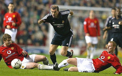 Đại chiến Real - M.U: Duyên nợ lịch sử